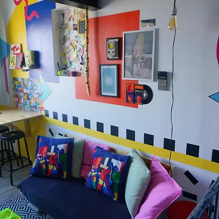 La Ninetiesroom - Atypique Avec Salle De Bain Et Wc Prives - Tv Wifi Console Jeux - Parking Gratuit Homestay Toulouse